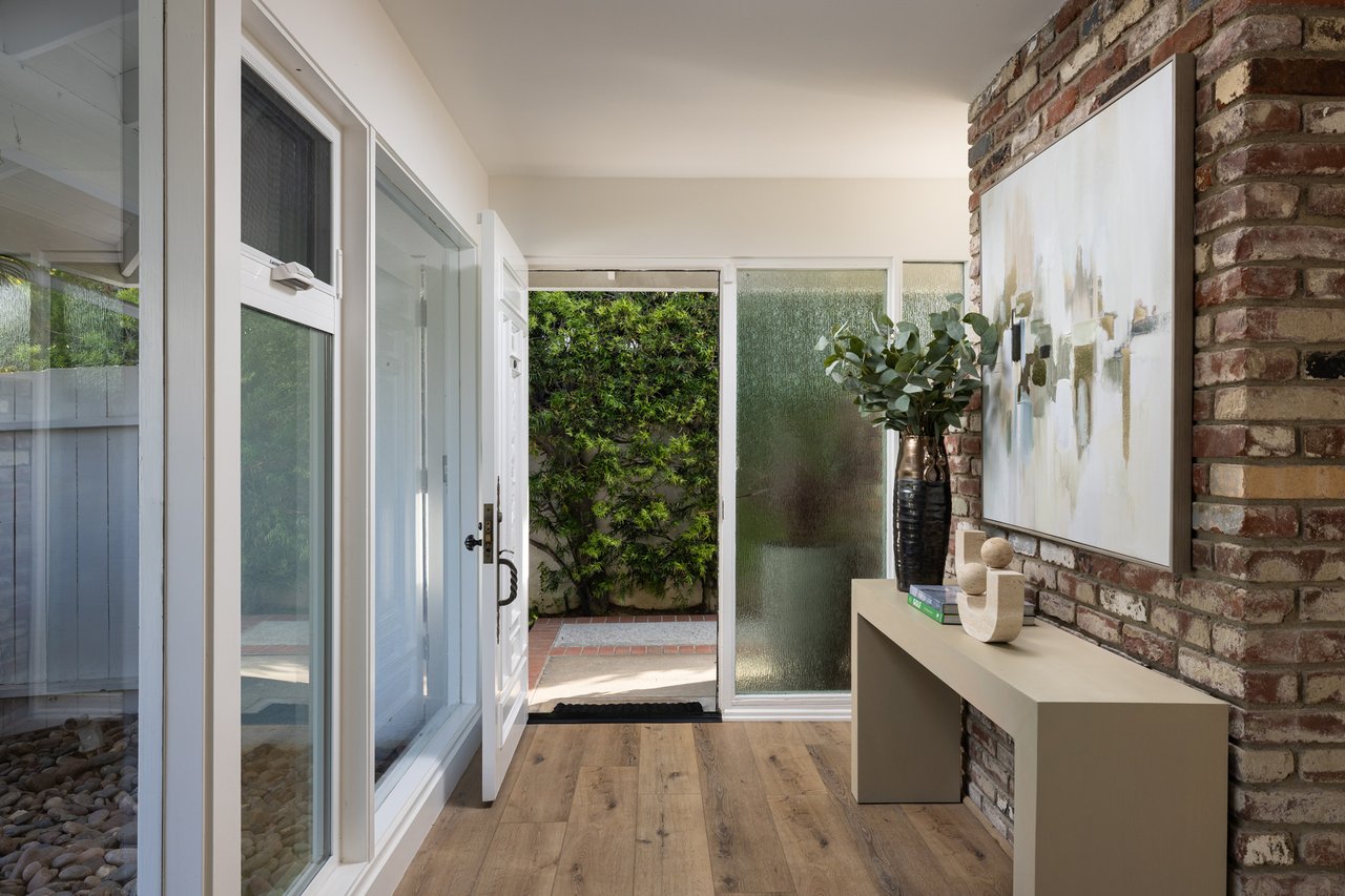 1007 White Sails Way