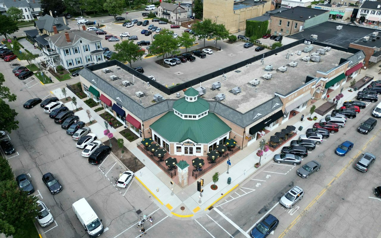 [Midwest Division] Shopping Center in Channahon Offering Incentives to Prospective Small Business Tenants