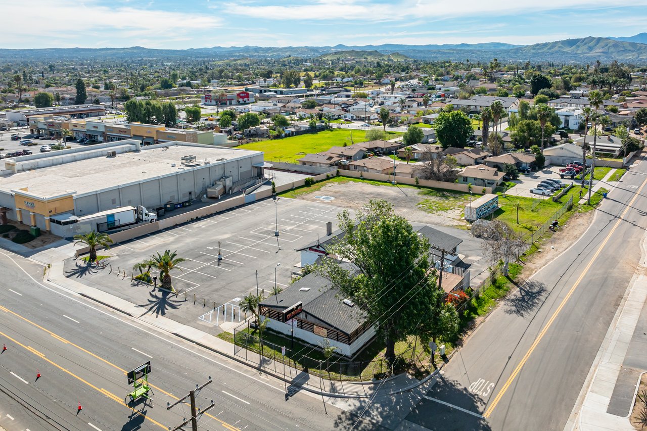 10390 Arlington Ave – Ground Lease Opportunity