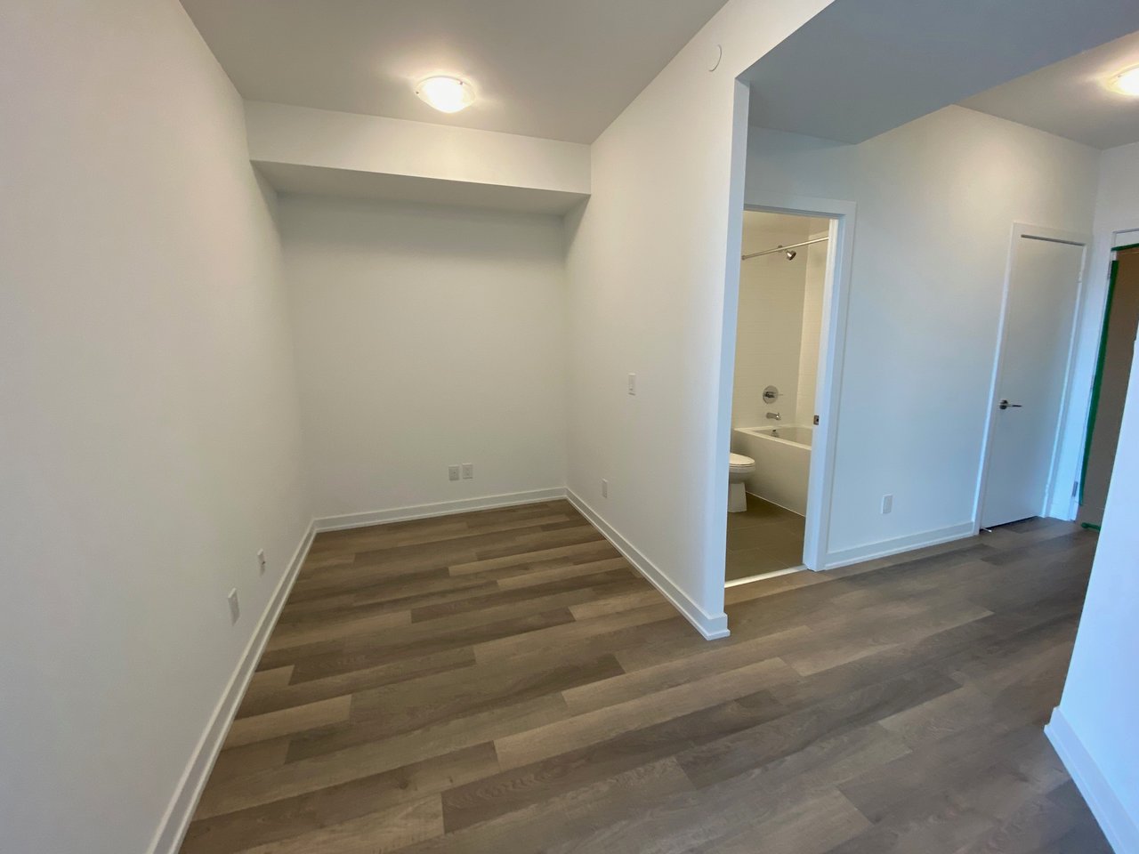 1603 Eglinton Avenue W 508