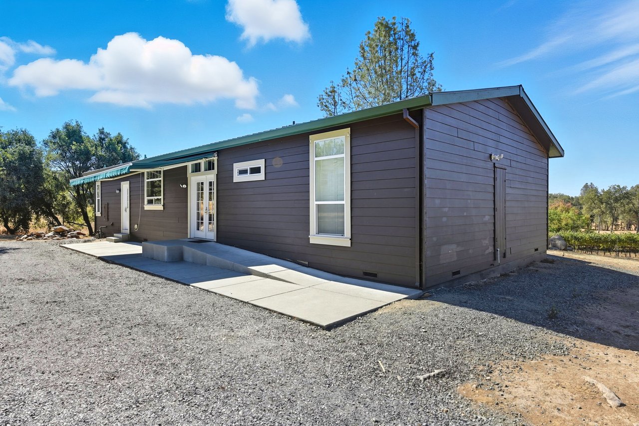 18400 Live Oak Court
