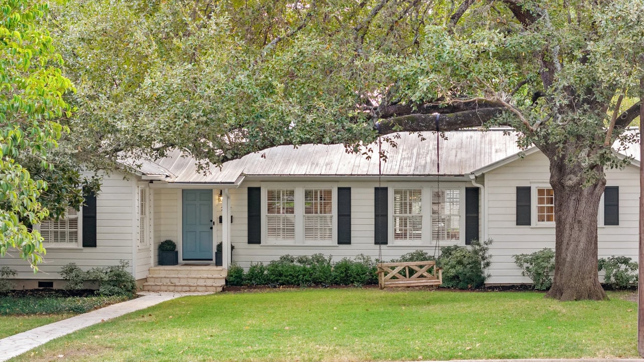 2407 Bowman Ave