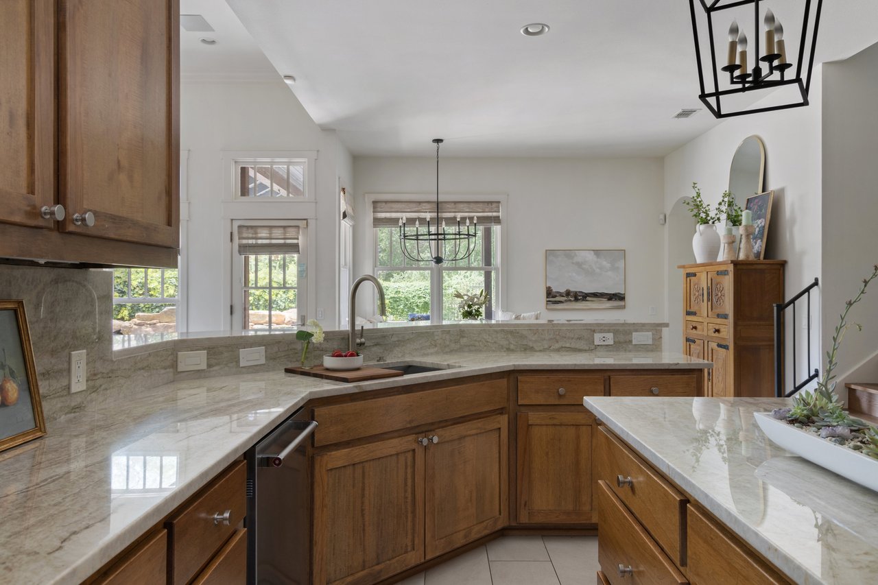 9123 Spinning Leaf Cove