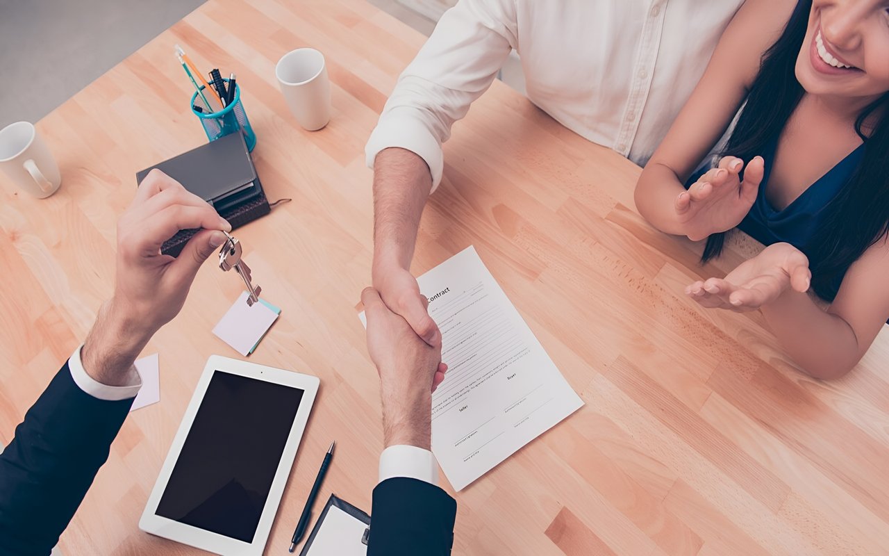 How To Win A Bidding War Without Overpaying