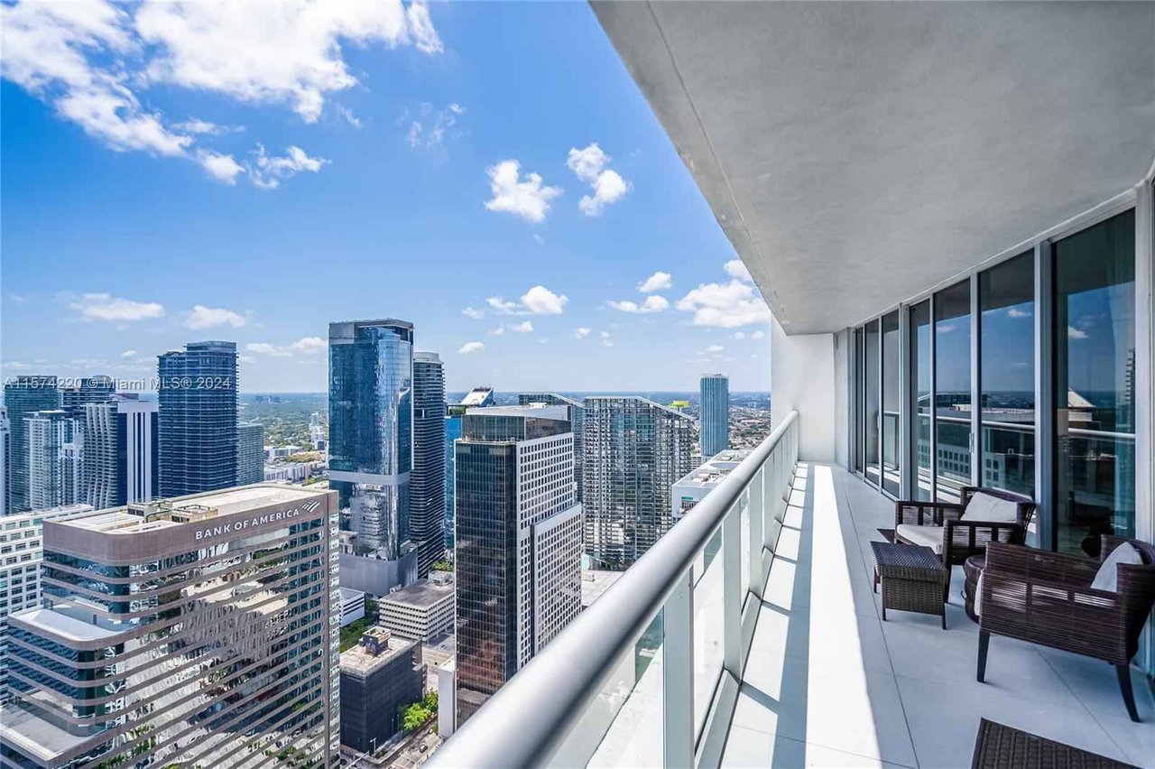 495 Brickell Ave Unit 5405