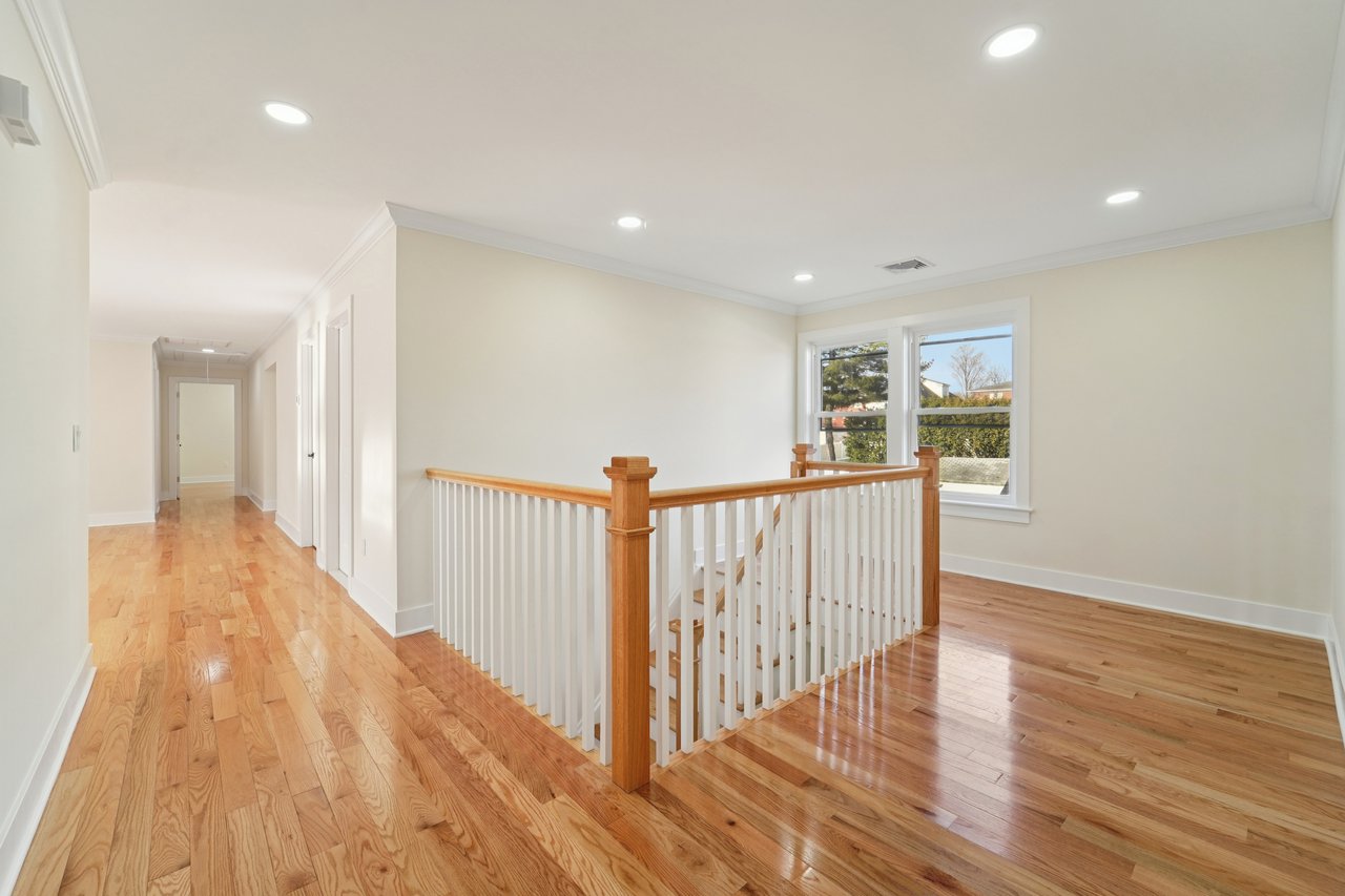 219 Mile Square Road