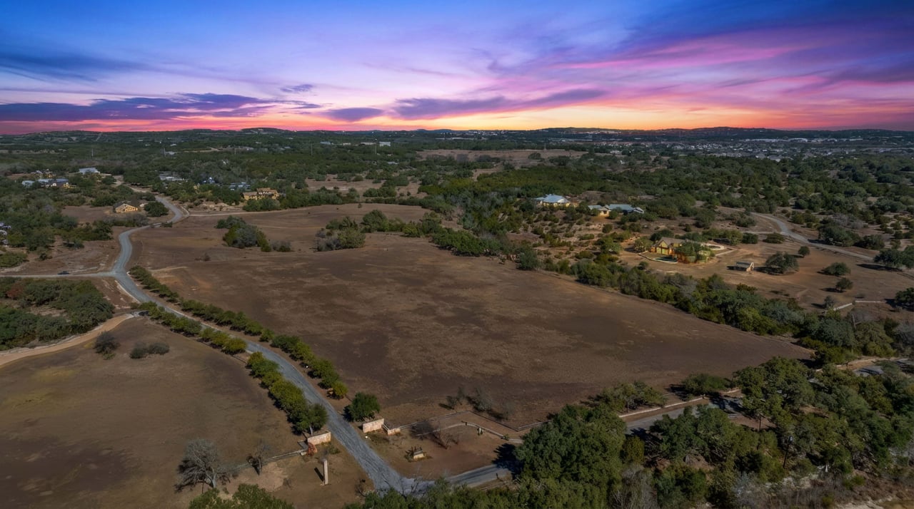 100 Dario Dr. Dripping Springs  Tx 78620