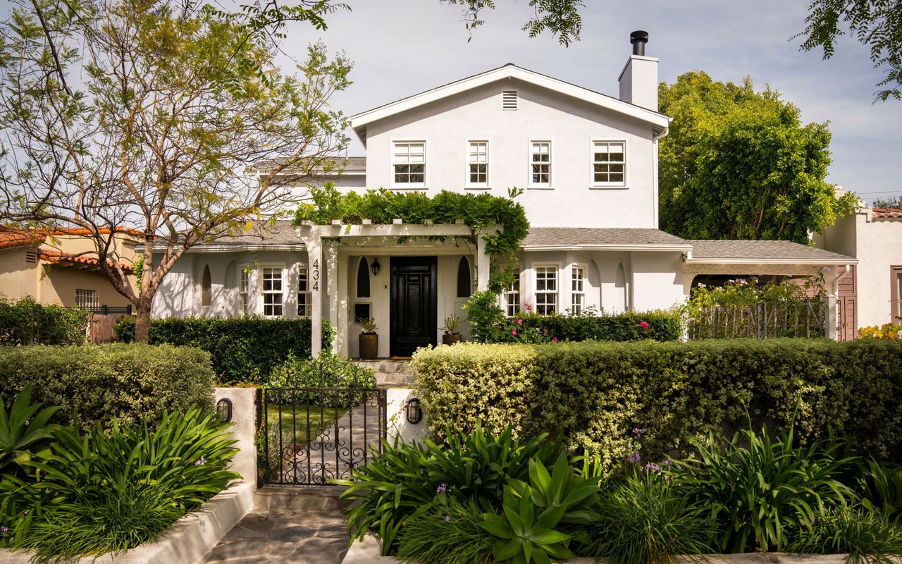 Larchmont Village