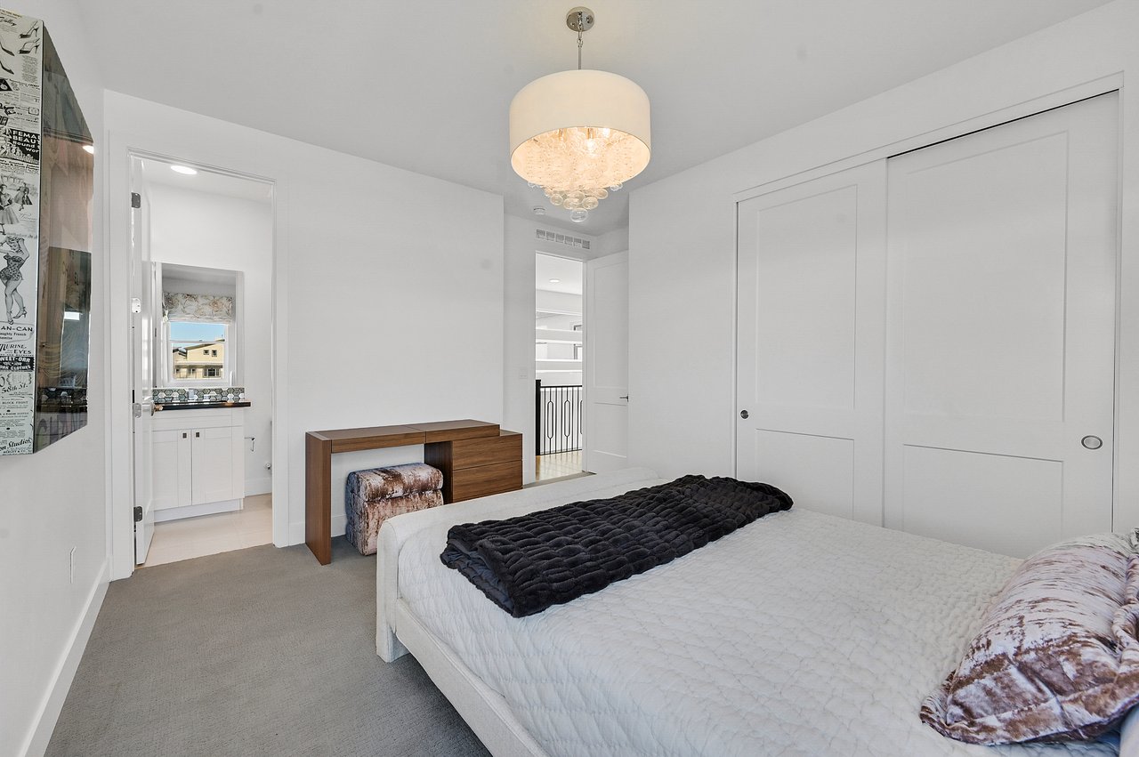 12070 Granite Canyon