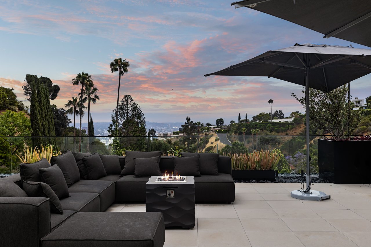 1488 Rising Glen Rd, Sunset Strip