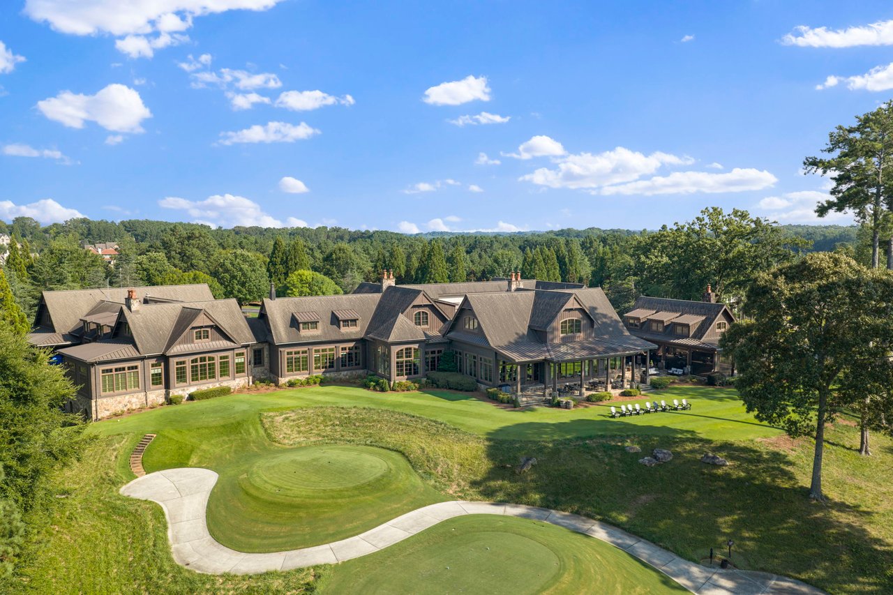 Golf Course Realtor Sandra Daniels