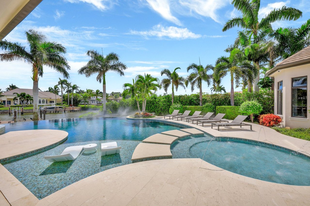 Port Royal | Naples Waterfront Estate Living