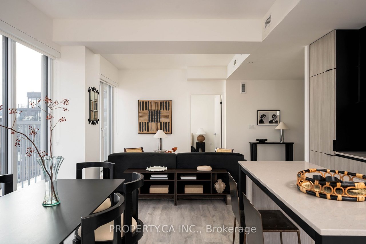 LUXURY LIVING AT RUSH CONDOS 