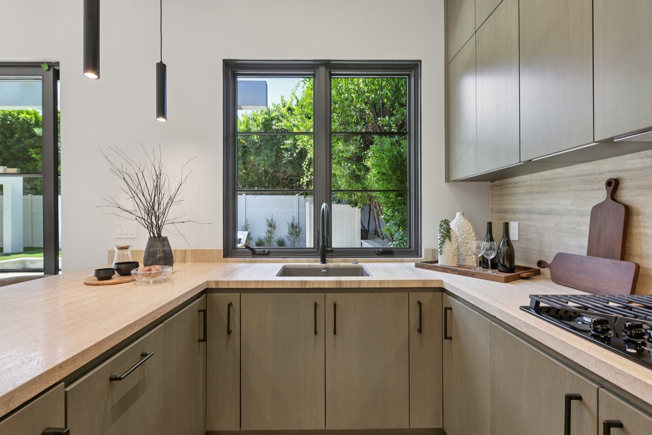 4113 Woodman Ave, Sherman Oaks