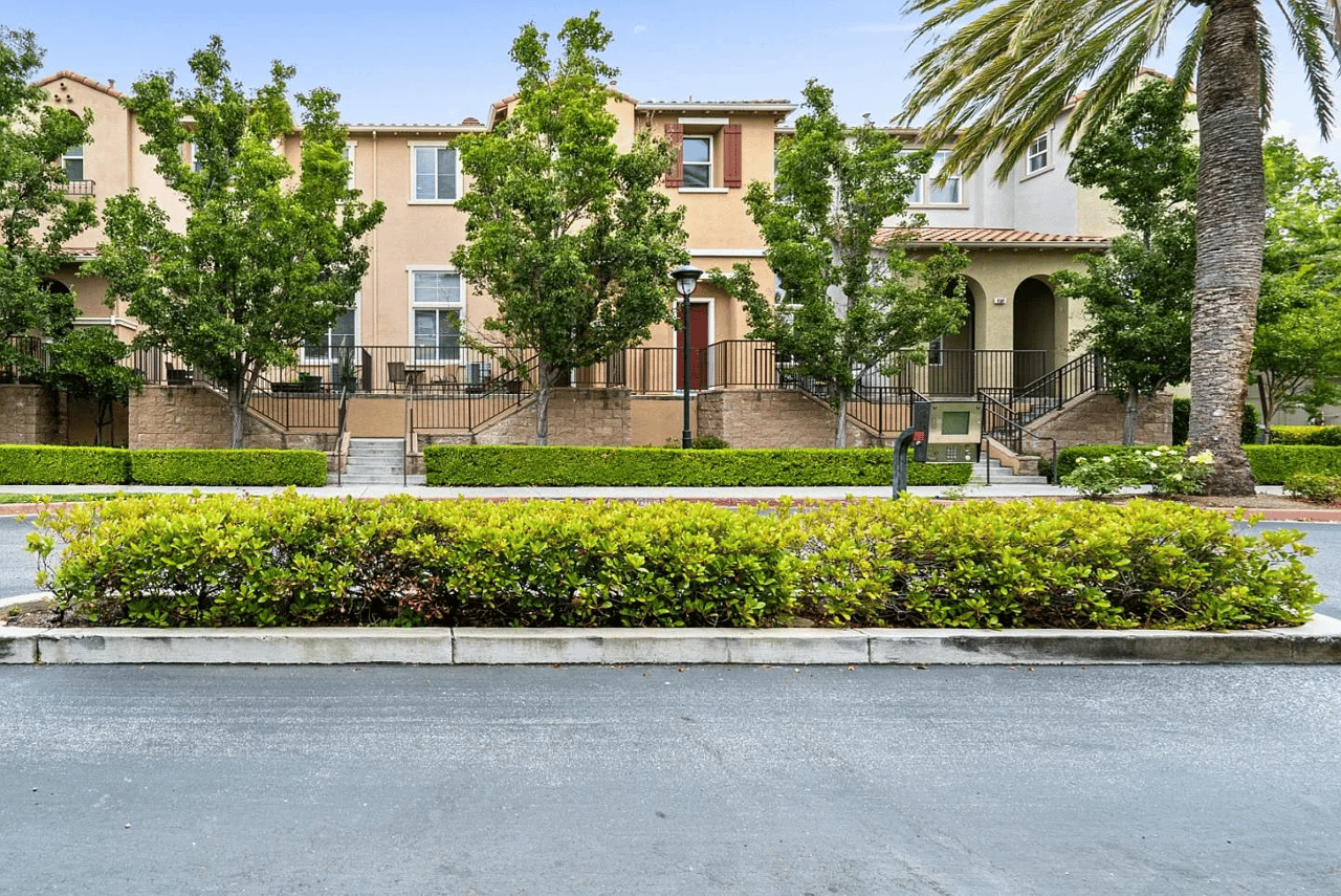 4505 Saint Palais Pl