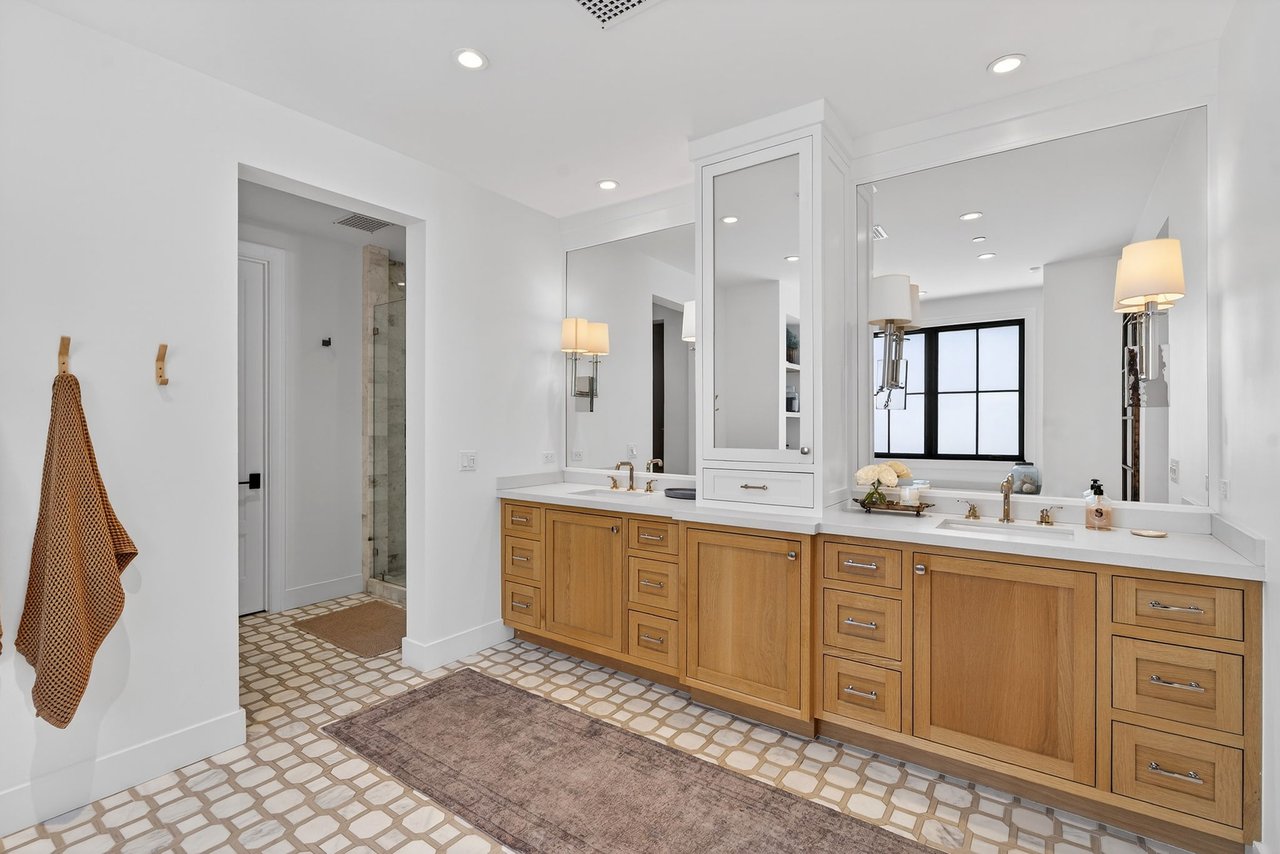 5217 E CALLE REDONDA