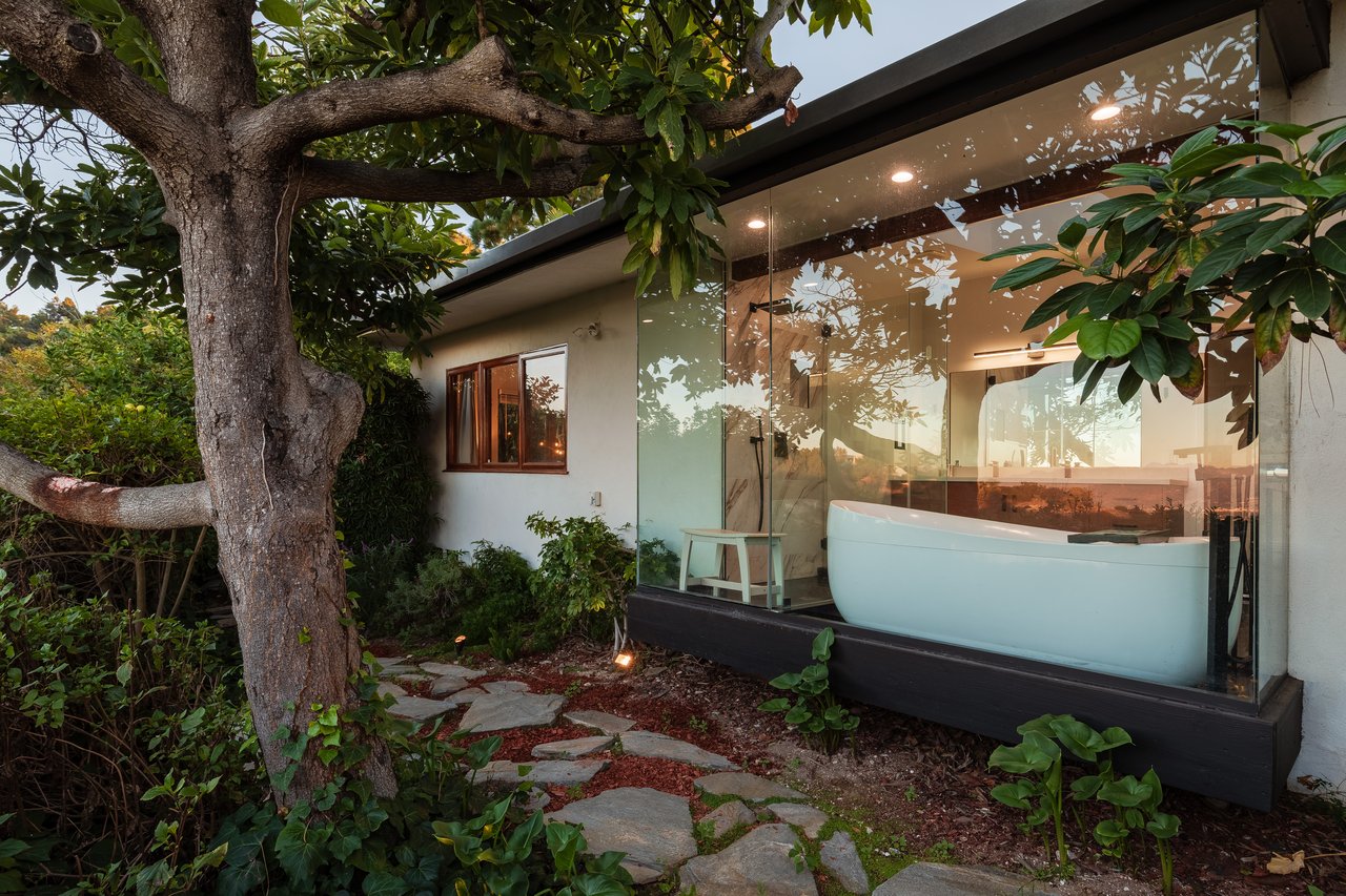 3604 Glenridge Dr, Sherman Oaks 