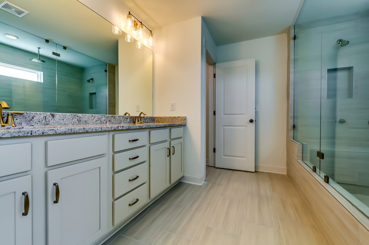 537 Principal Meridian Dr