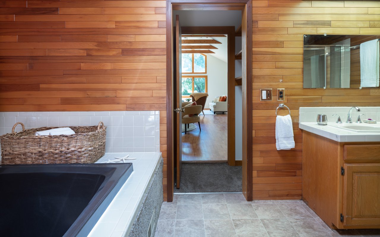 1166 Cherryvale Road