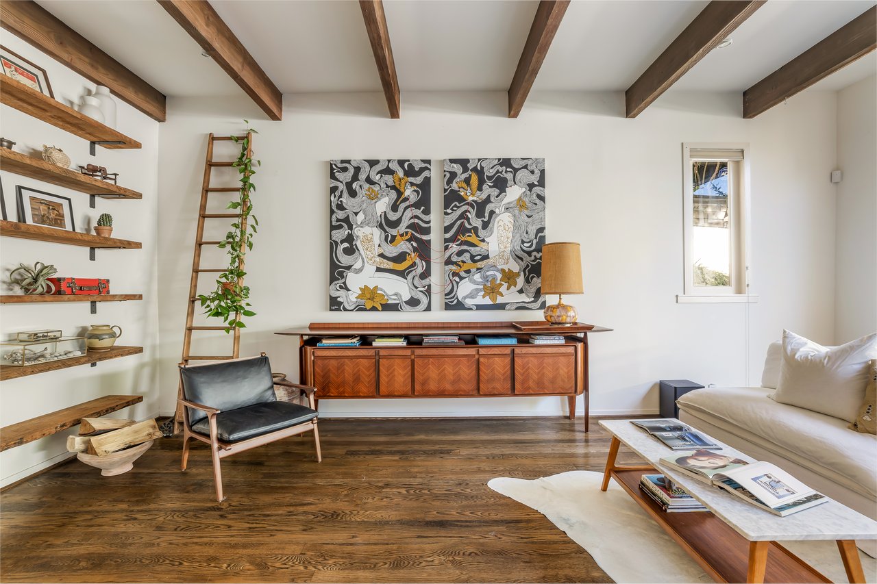 8237 Kirkwood Dr, Sunset Strip