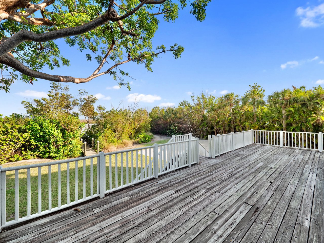16543 Captiva DR