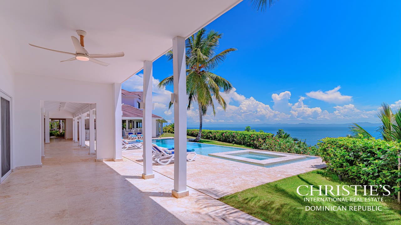 Luxury Ocean View Villa in the Puerto Bahía Resort Community