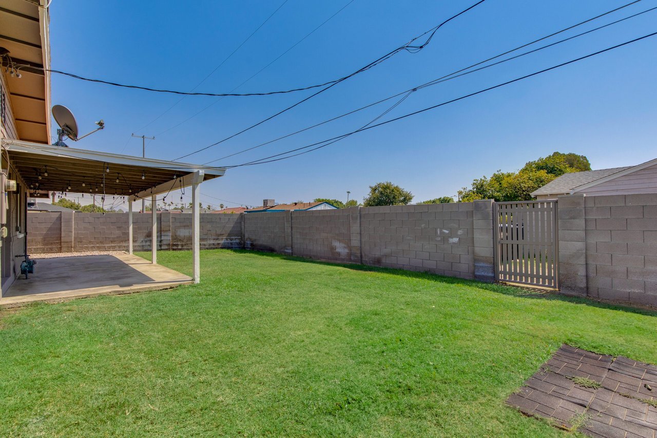 821 E Cavalier Dr.