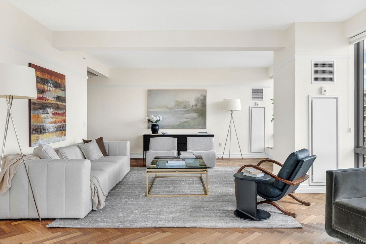 1 Avery Street - #24D