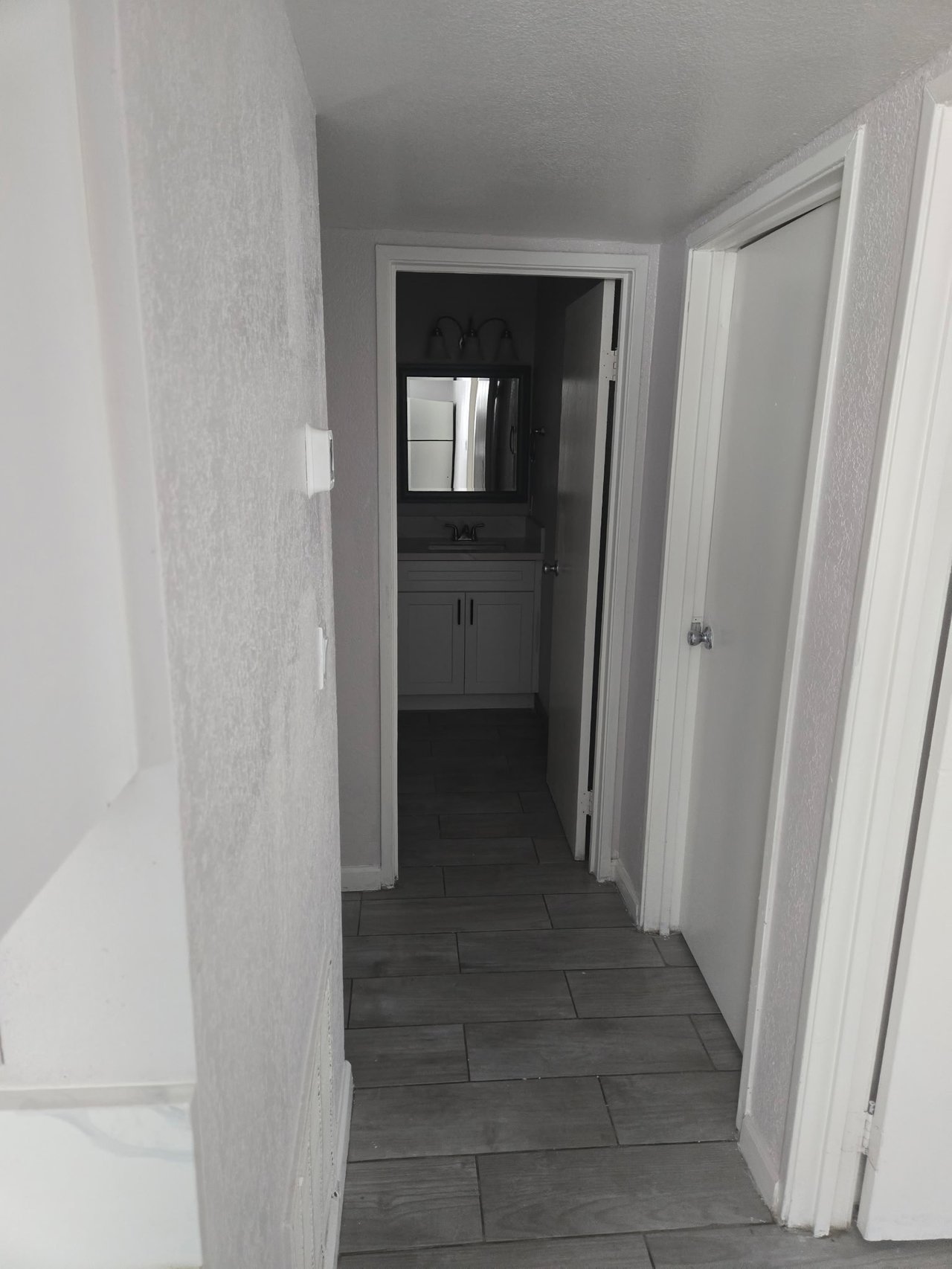 33 Gold Bar Court #B