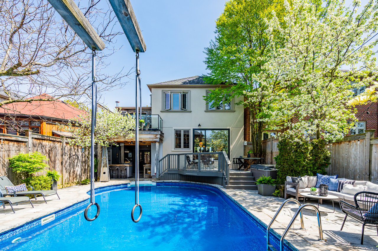 12 Clonmore Dr