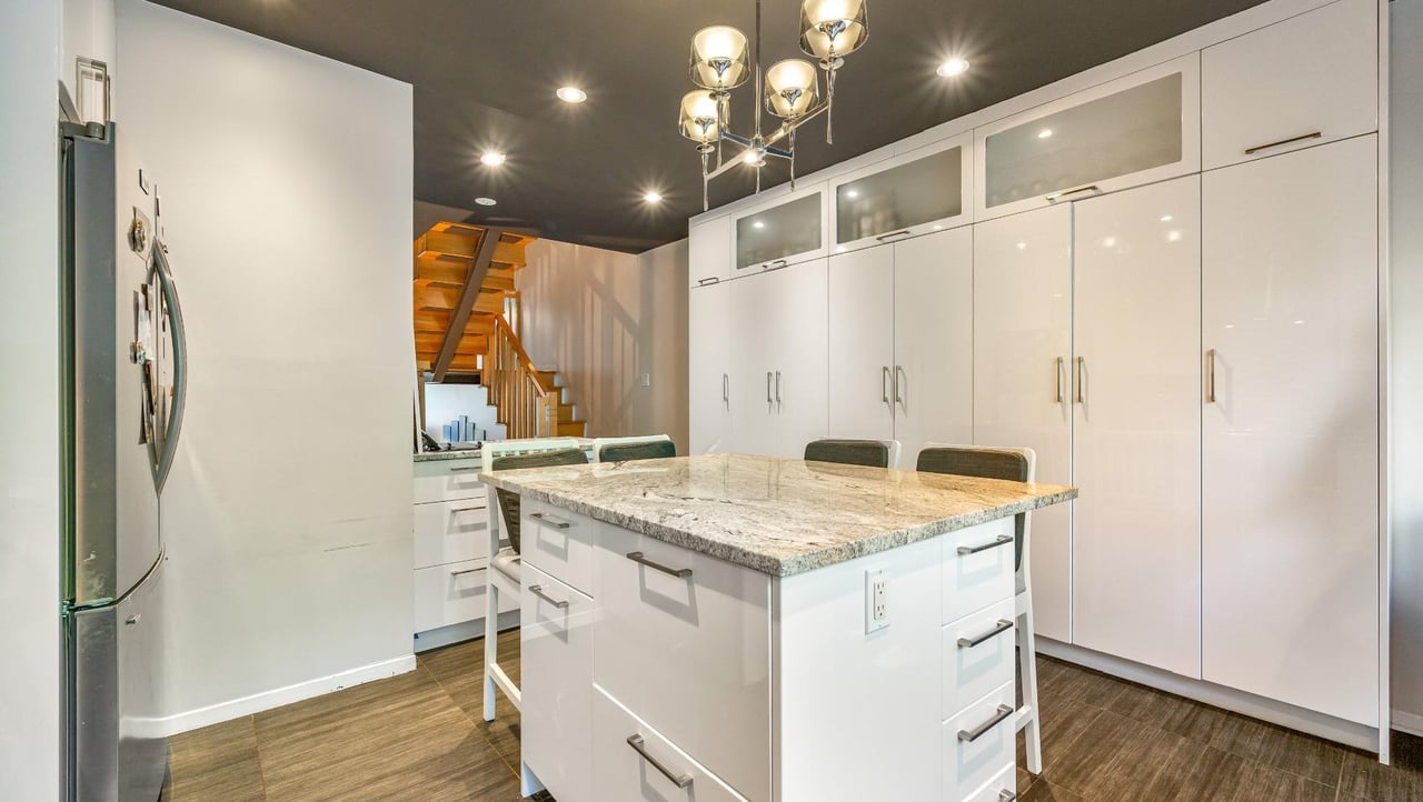 Outremont | Townhouse with two rooftop terraces