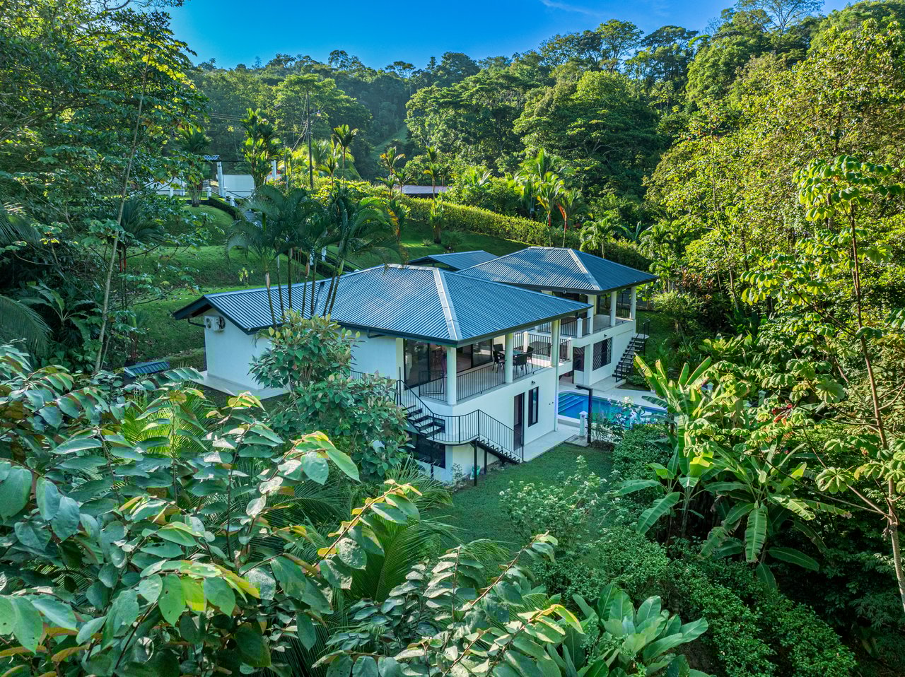 Uvita Home & Development Parcel, Move-in Ready!
