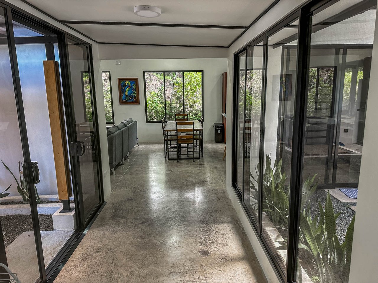 Rainforest Home with River, Jungle Trails & Pool in Ojochal