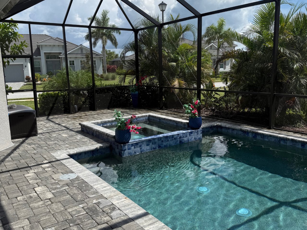 12515 Galapagos Ct