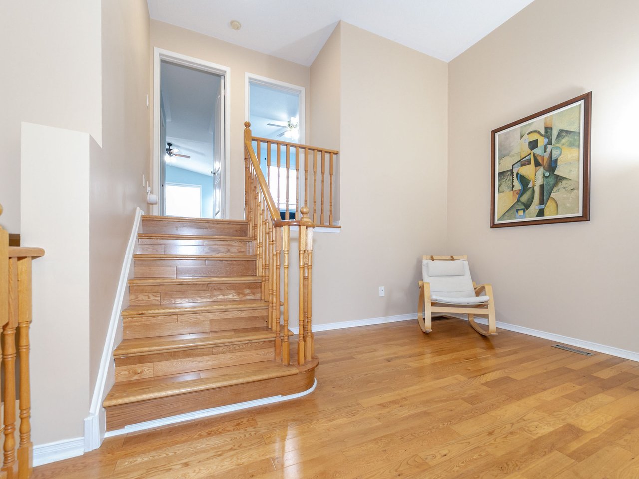 8 Queensway Drive