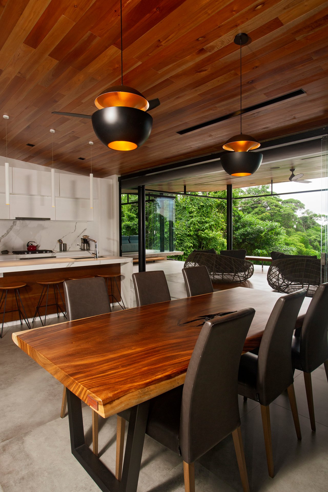 Casa Sanctuary ·  Luxury Jungle Villa · Whale Tail View