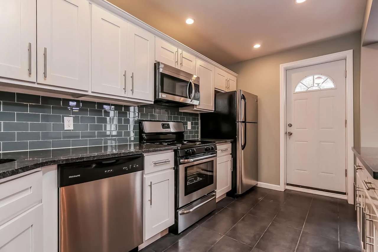 21 Dewey Place, Unit 1, Stuyvesant Heights