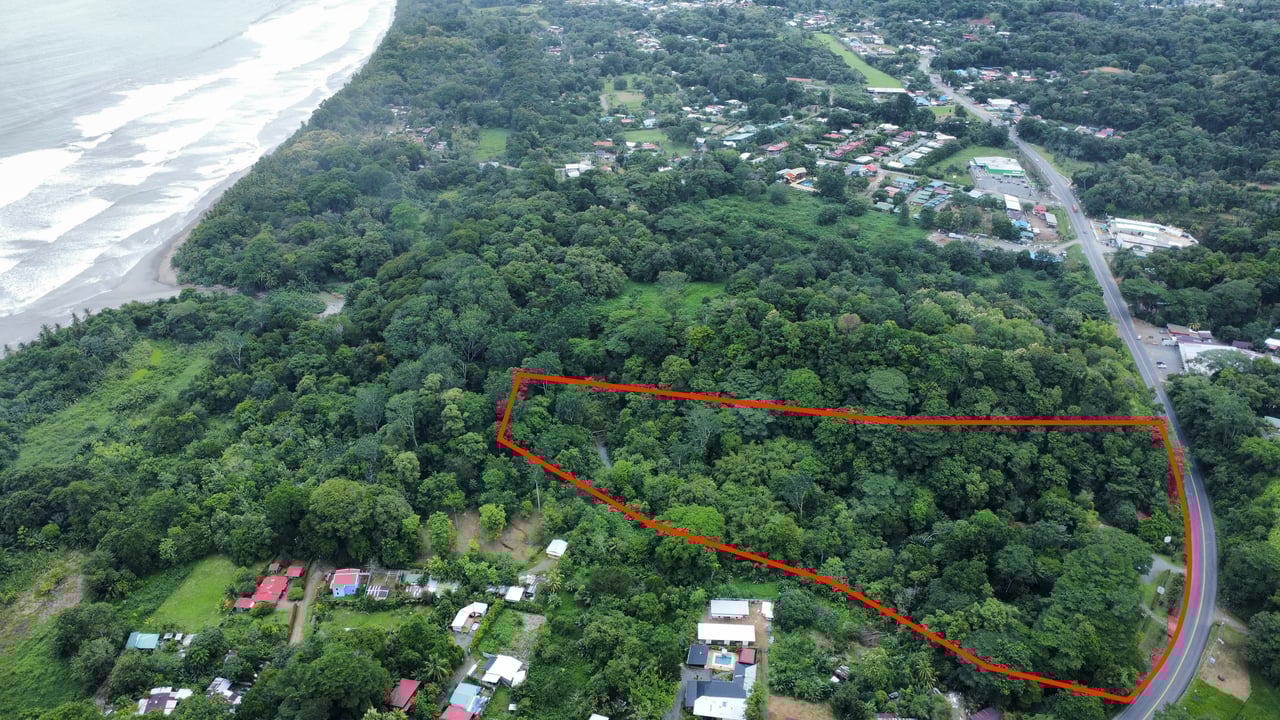 10-Acre Uvita Commercial Property with Existing Hotel & Highway Frontage – Development Potential Near the Beach