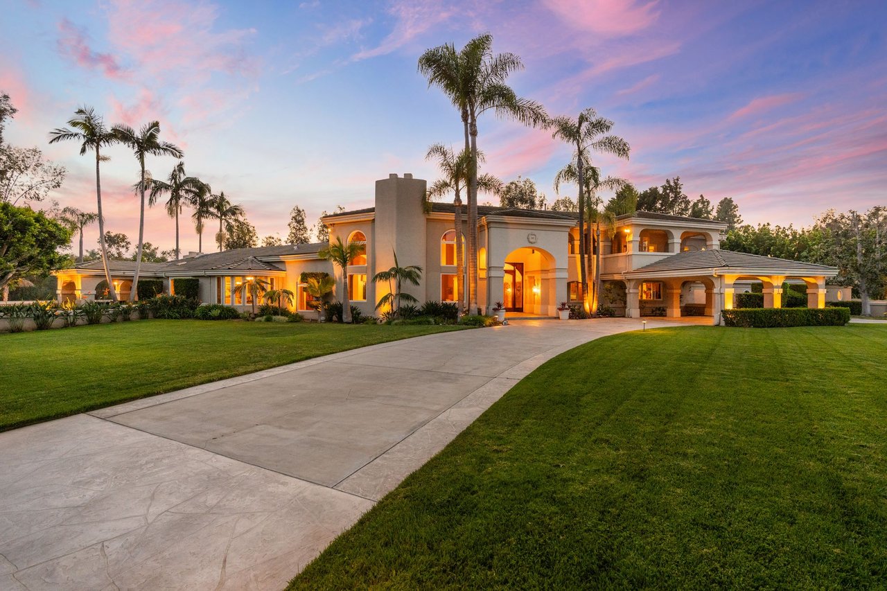 Expanisive Luxury.  Unequaled Elegance in Rancho Santa Fe