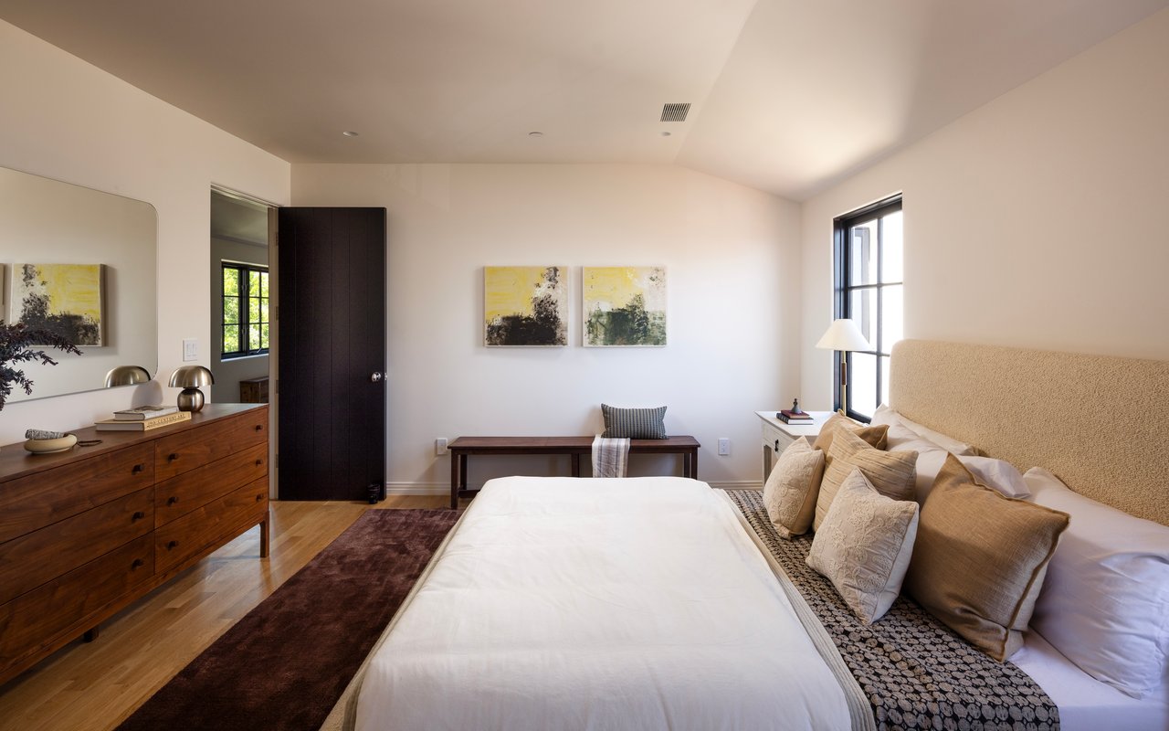 2720 Glendower Ave, Los Feliz