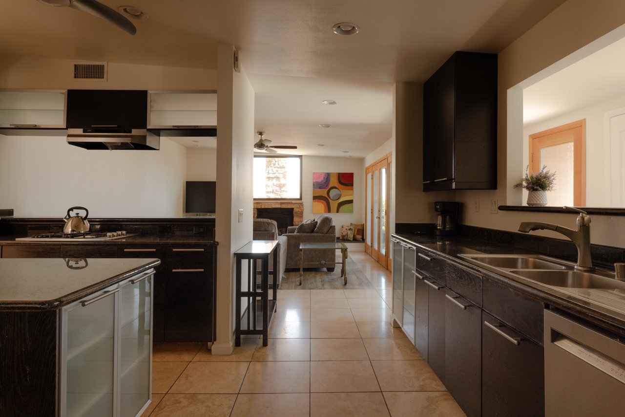 52883 Eisenhower Drive, La Quinta Cove: Five Bedrooms, a Casita, and a Backyard Built for Company