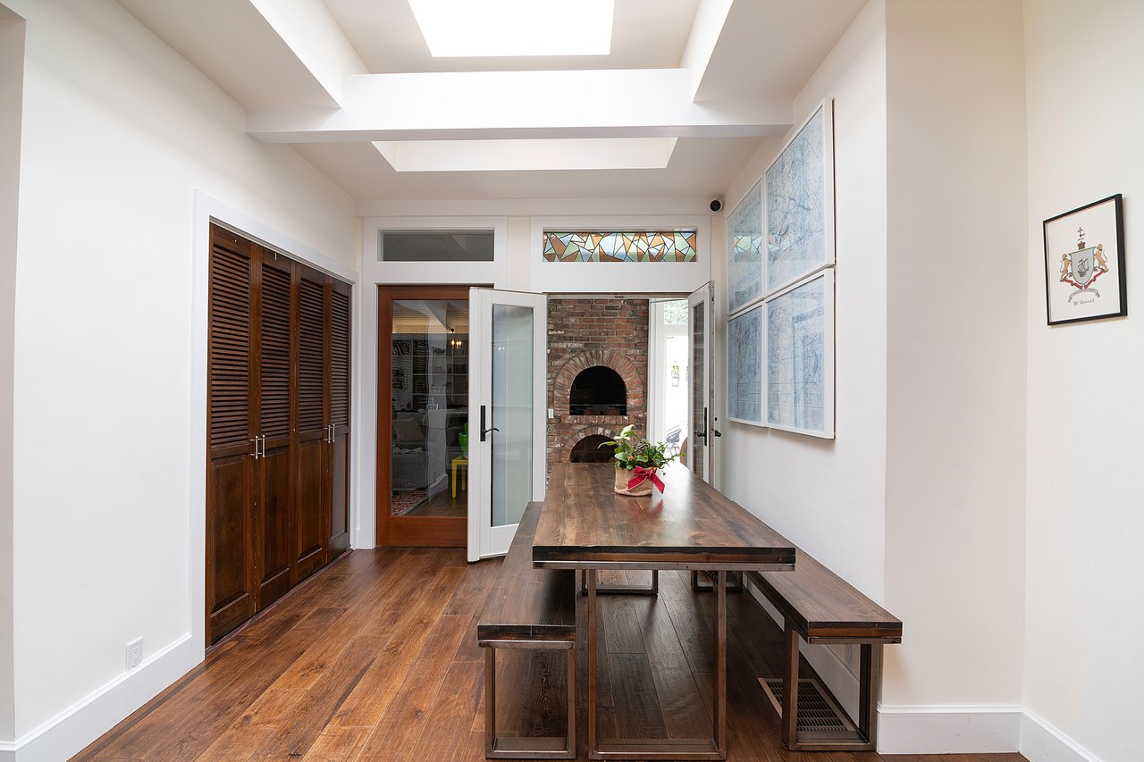 Sanctuary Paradise, N Citrus Ave, 90036