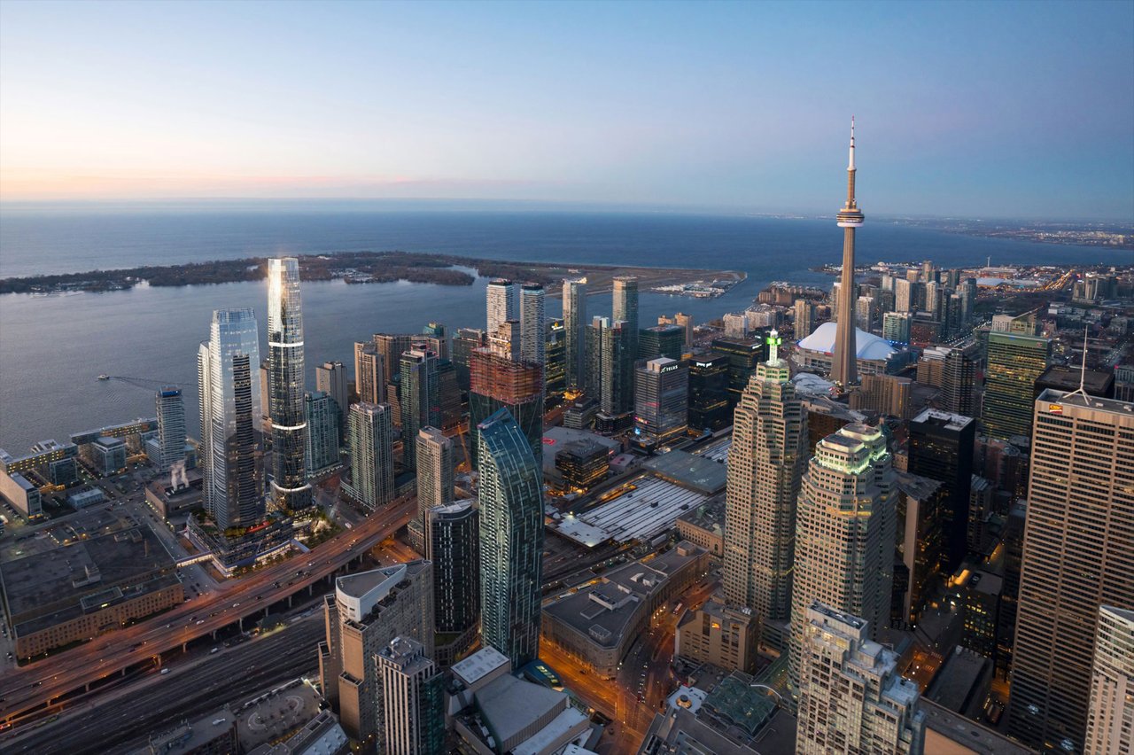 Skytower at Pinnacle One Yonge