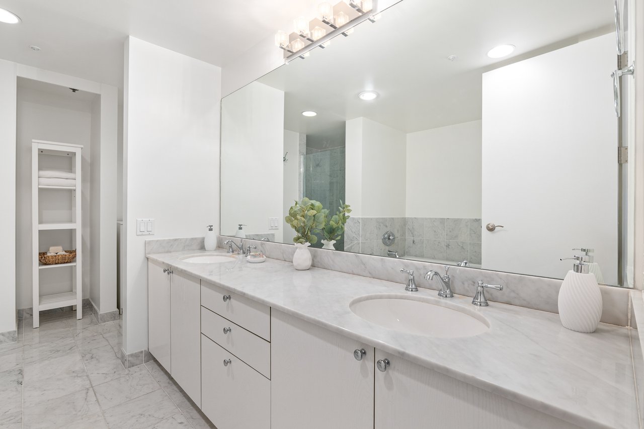 The Dorchester #408, Wilshire Corridor