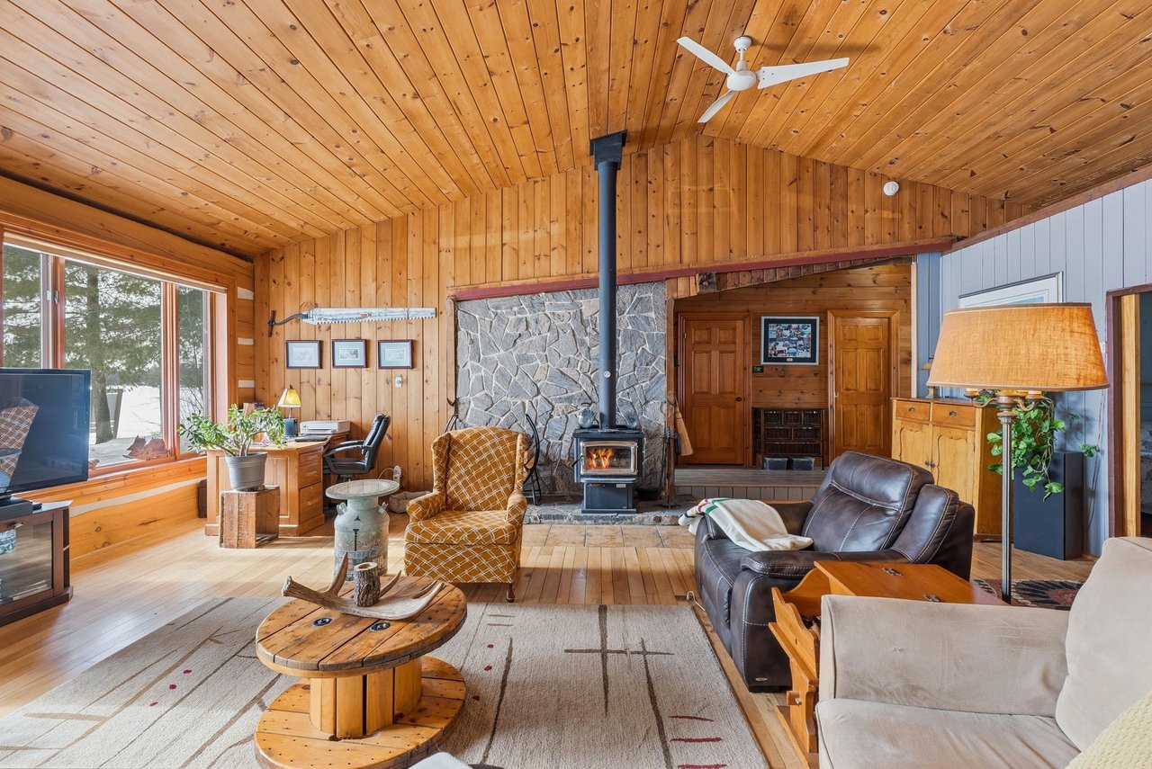 3491A Axe Lake Road, McMurrich/Monteith, ON