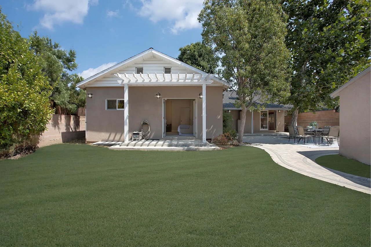 Lake Balboa Traditional Ranch