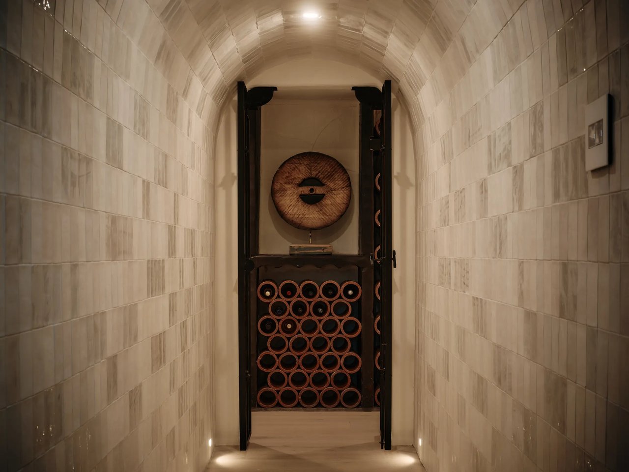 2729 Nichols Canyon Rd