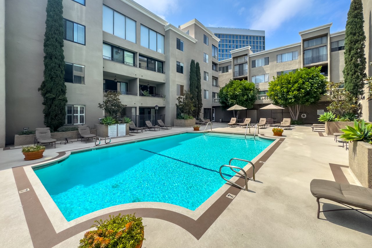 8455 Fountain Ave Unit: 518, West Hollywood 
