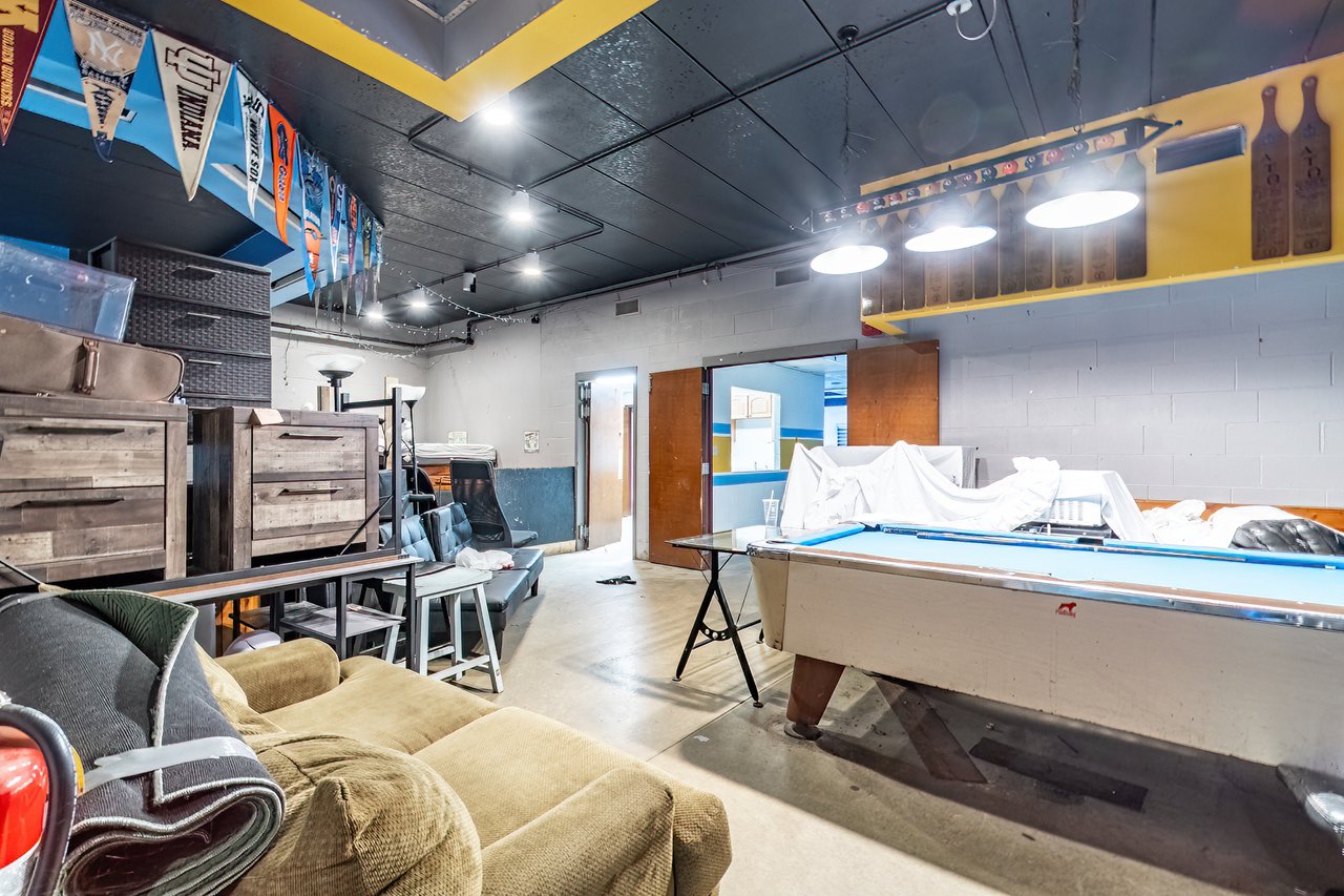 Ball State Greek House Goes to Public Auction