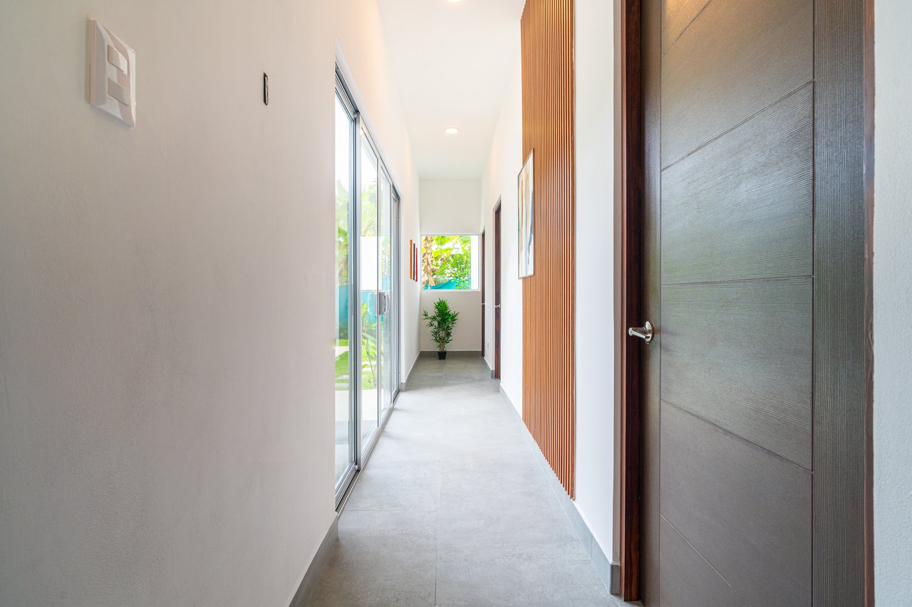 Brand New Home! Nature Lovers Escape by Uvita's Bamboo Forest and Swimming Holes